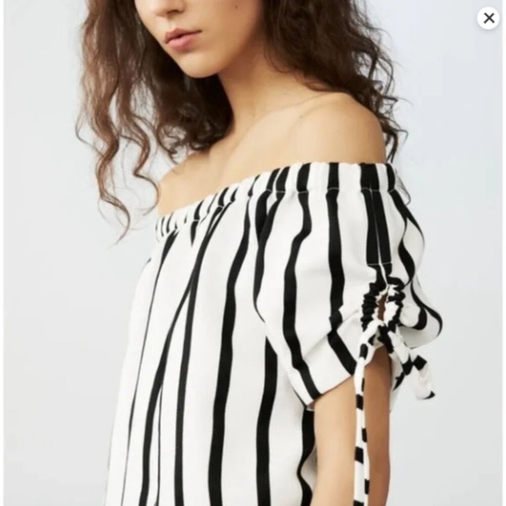 Maje Lonson Striped Off‑the‑Shoulder Top – Size 1‎ (US 4/S) – Black & White